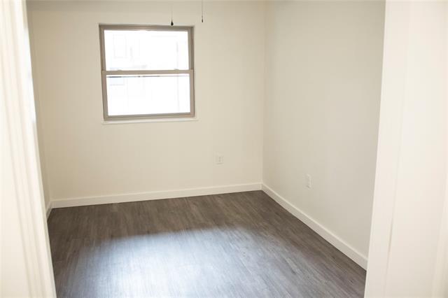 Foto del edificio - 119 Forest Ln
