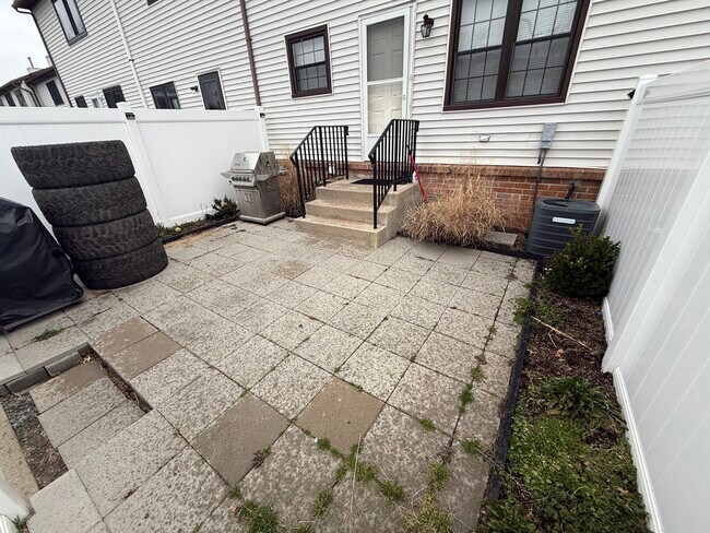 Foto del edificio - 183 Cynthia Dr