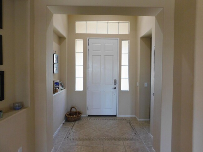 Building Photo - 82921 Vincent Dr