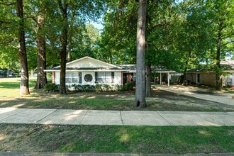 Building Photo - 4228 Johnstown Dr