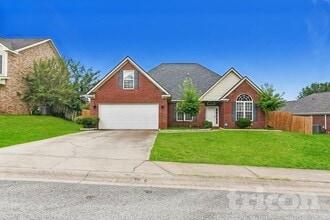 Building Photo - 7617 Senators Ridge Dr