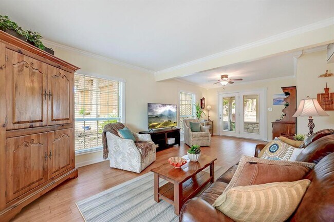 Foto del edificio - 7 Pebblebrook Ln