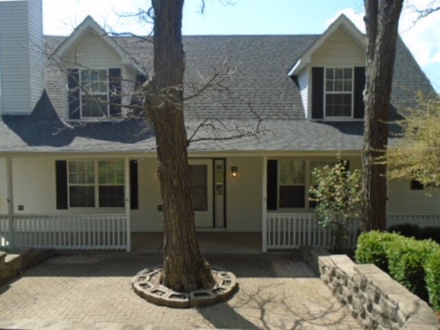 Primary Photo - 660 W Nippersink Rd