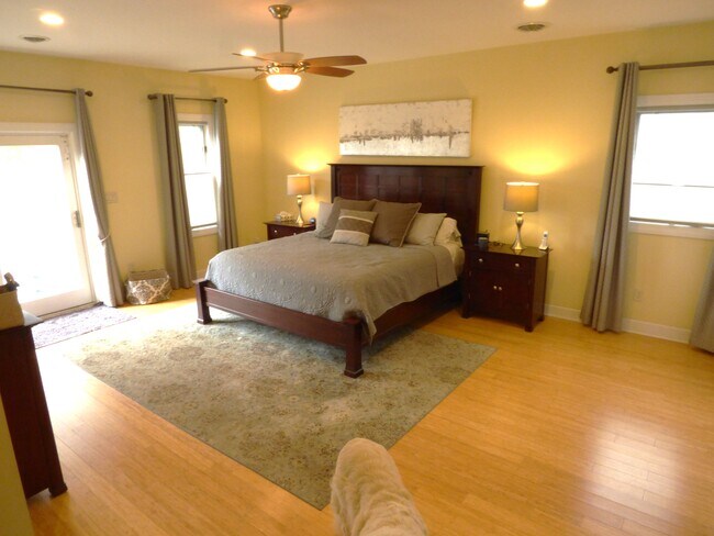 Foto del edificio - 53 Manning Cove Rd