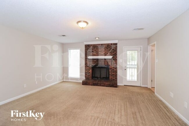 Building Photo - 2079 McGehee Cove