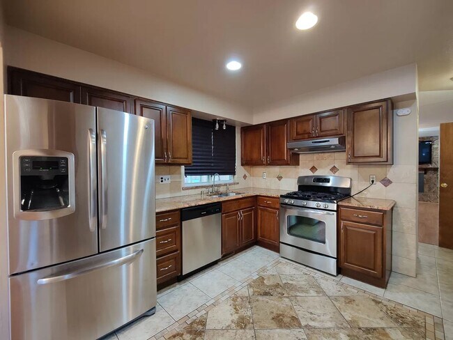 Photo - 16456 E Kentucky Ave House