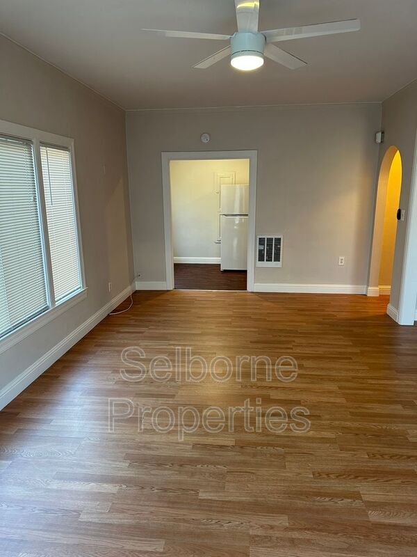 Foto del edificio - 1945 26th Ave