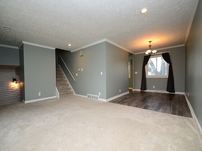Foto del edificio - 13951 Jefferson Cir