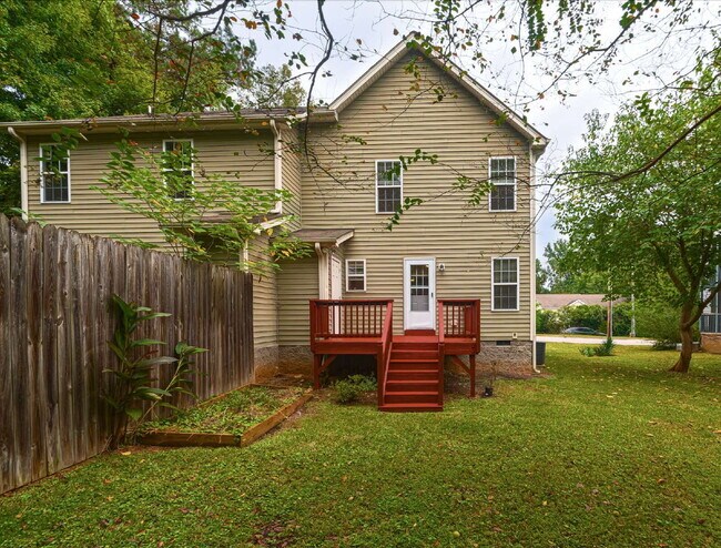 Foto del edificio - Charming Wake Forest Gem - 3 Bedroom Townhome