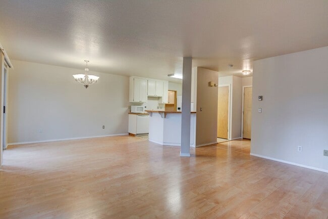 Foto del edificio - 3 Bedroom 1.5 Bath Pet Friendly House