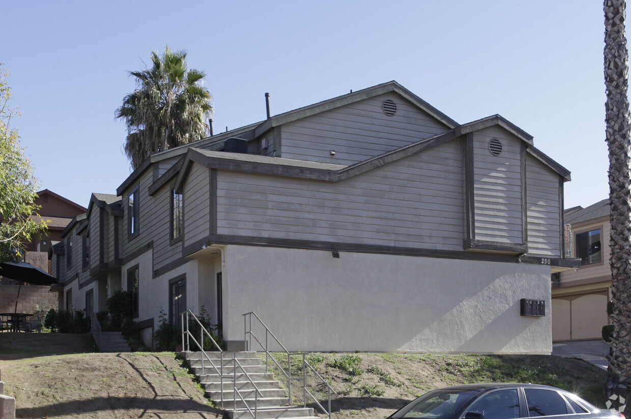 Foto del edificio - 250 S Monte Vista Ave