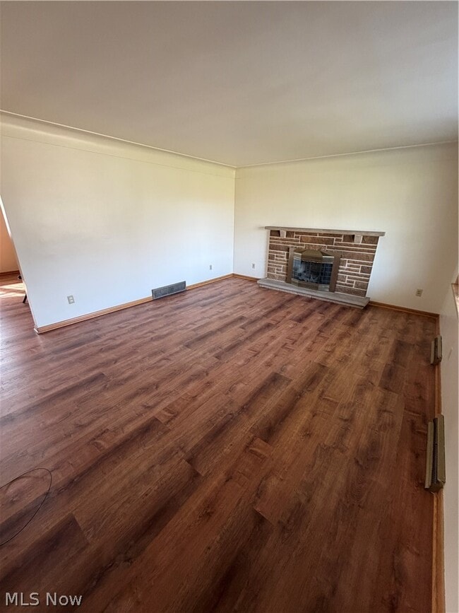 Building Photo - 8615 Chesterton Dr