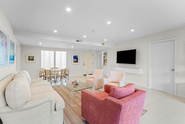 Foto del edificio - 2774 S Ocean Blvd