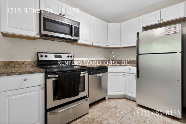 Building Photo - 1719 N Troy St