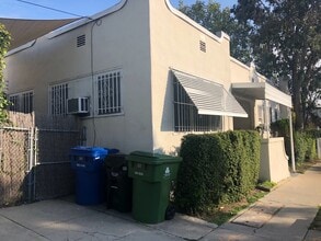 Building Photo - 1850 Rodney Dr