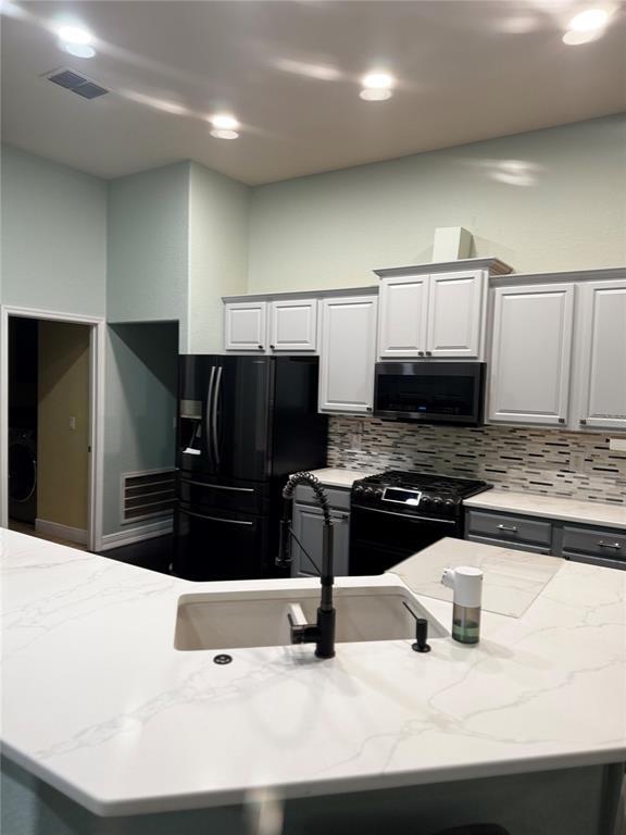 Building Photo - 1555 Blue Sky Blvd