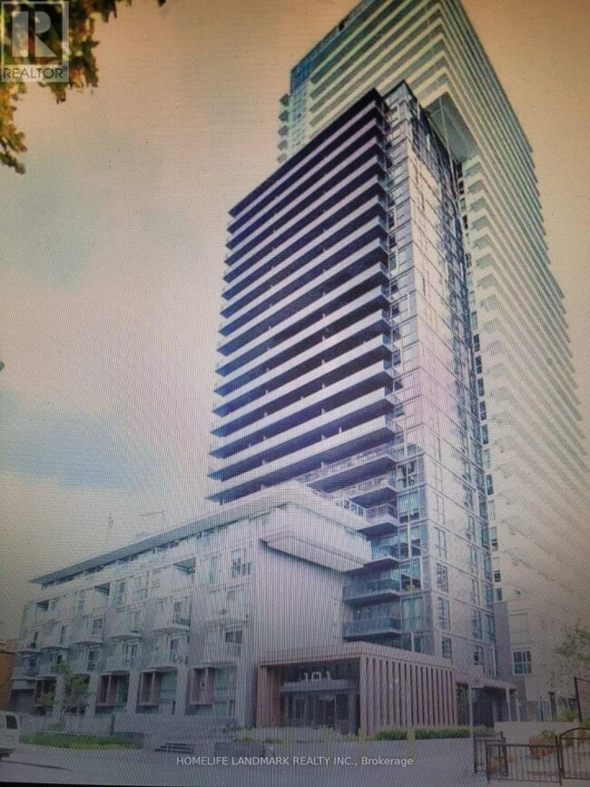 Building Photo - 905-101 ERSKINE Ave