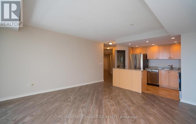 Building Photo - 208 Queens Quay W