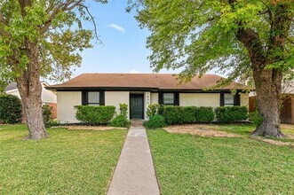Building Photo - 1650 Clydesdale Dr