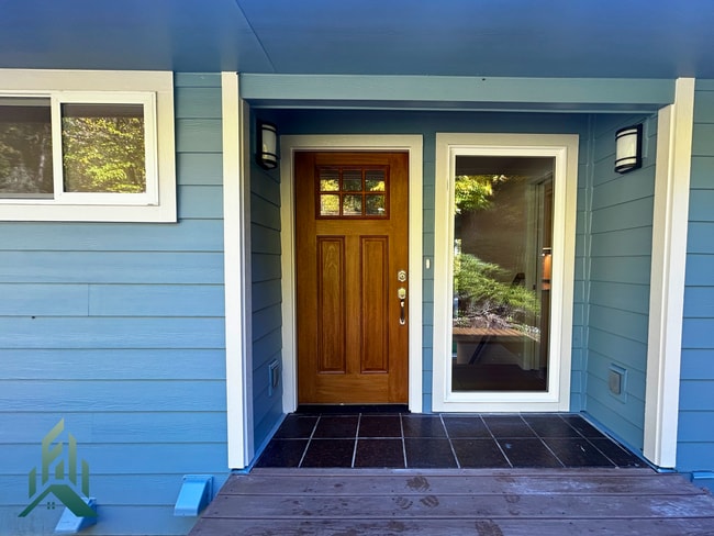 Building Photo - Newly remodeled 5 bed/3 bath Philomath home