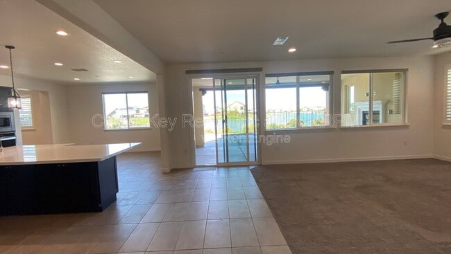 Building Photo - 17823 Taft Dr