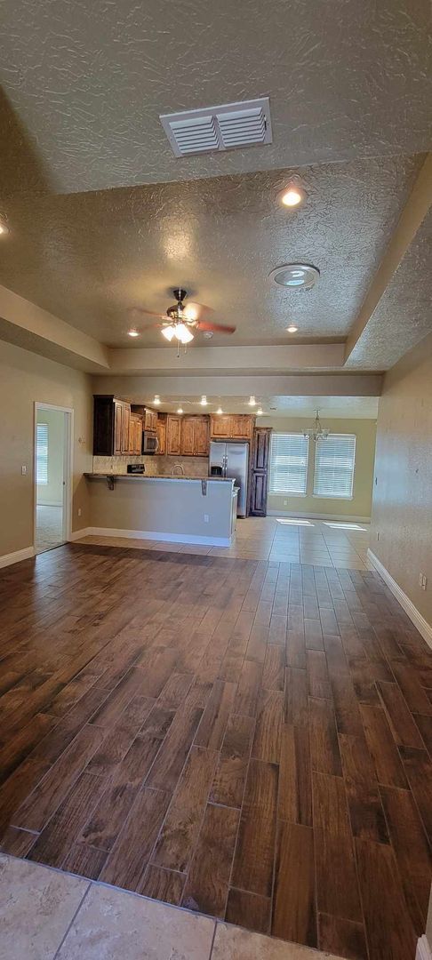 Building Photo - Beautiful 3 bed 2 bath home!