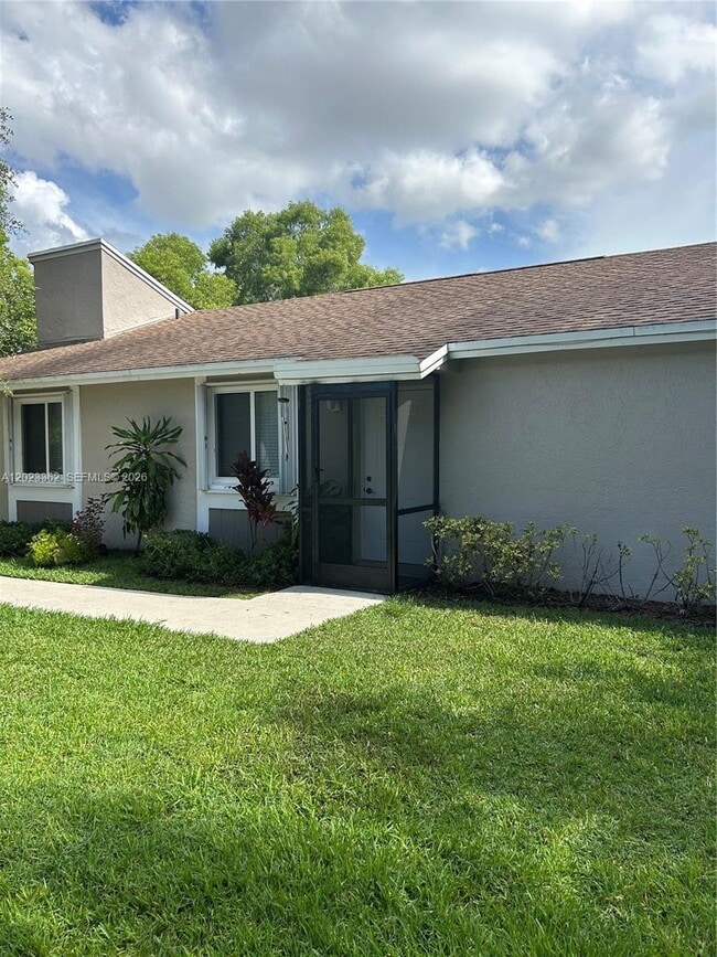 Building Photo - 578 Woodgate Cir
