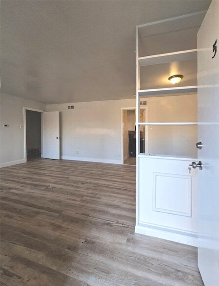 Foto del edificio - 514 Highfall Dr