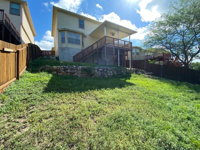 Foto del edificio - Move In Ready Home in Wolf Creek!