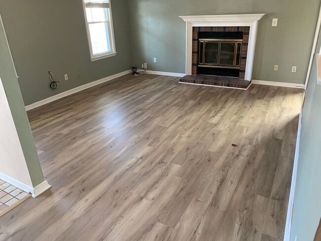 Building Photo - 1642 High Plains Dr