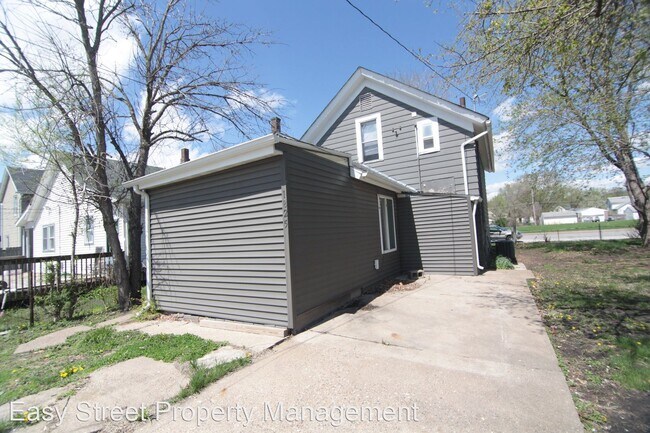 Foto del edificio - 3 br, 2 bath House - 1825 W 3rd St