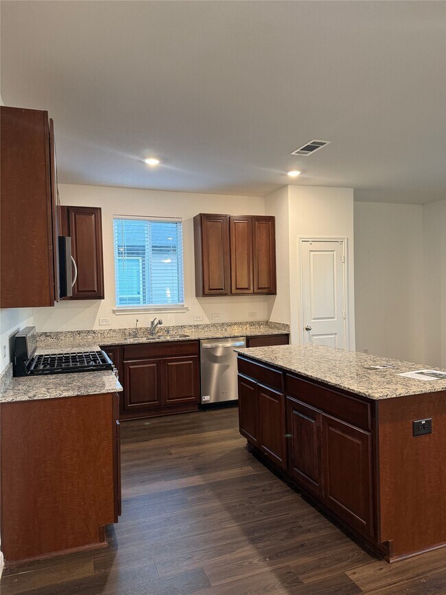 Building Photo - 17907 Baleage Ln