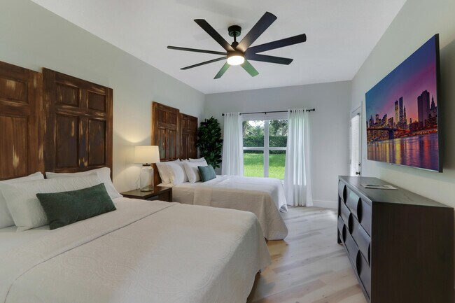 Building Photo - 9858 Perfect Dr