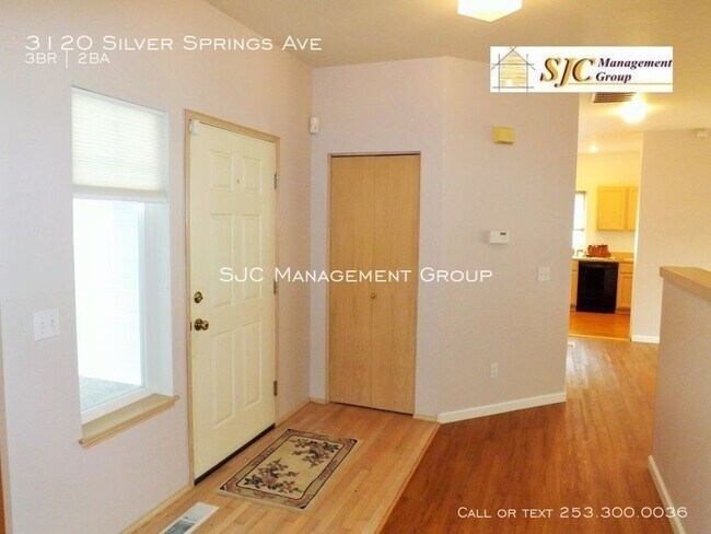 Building Photo - 3120 Silver Springs Ave