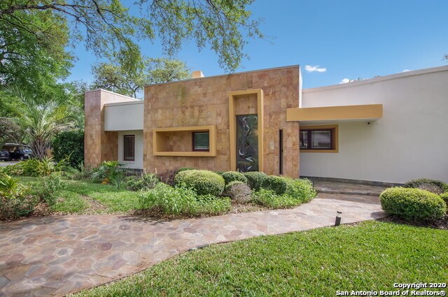 Foto del edificio - 400 Meadowbrook Dr