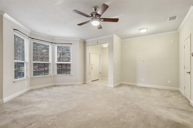 Foto del edificio - 3908 Amberwood Dr