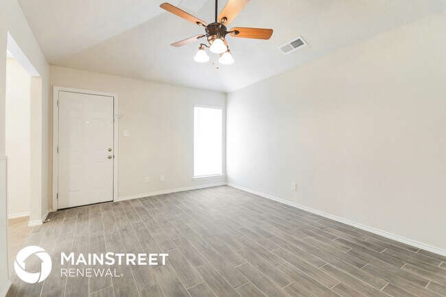 Foto del edificio - 200 Brook Cir