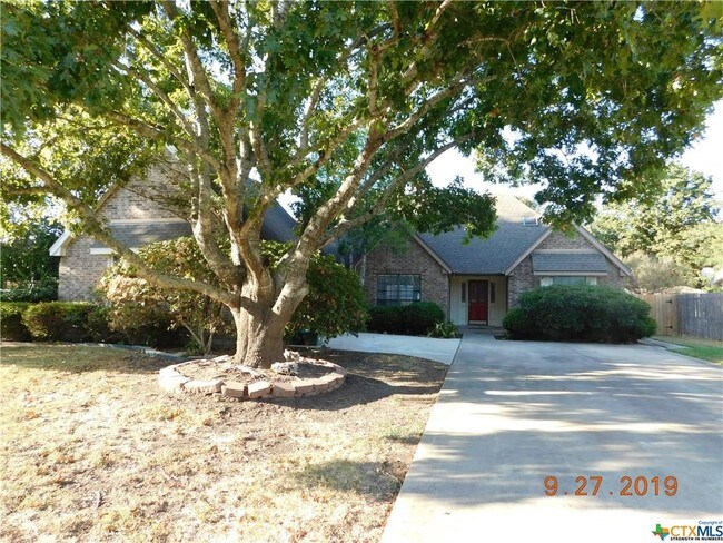 Foto del edificio - 346 Chaparral Creek Dr