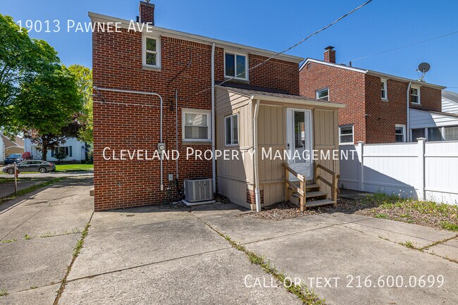 Foto del edificio - 19013 Pawnee Ave