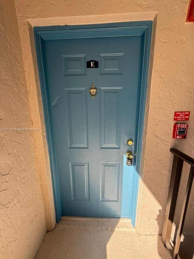 Foto del edificio - 1580 Windorah Way