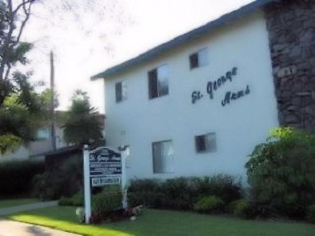 Foto principal - 7701 Franklin St