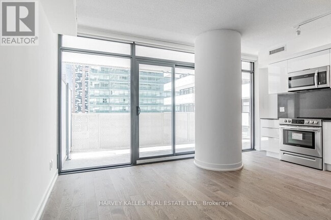 Photo du bâtiment - 25 Richmond St E