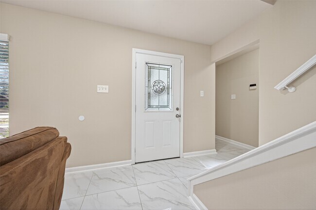 Building Photo - 23418 Briarcreek Blvd