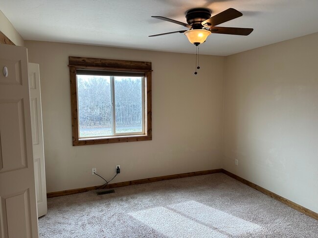 Building Photo - 504 Fowler Ave