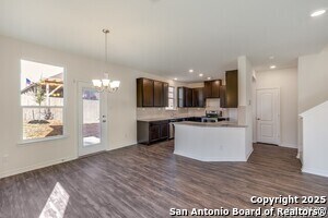Foto del edificio - 1331 Hawk Ct