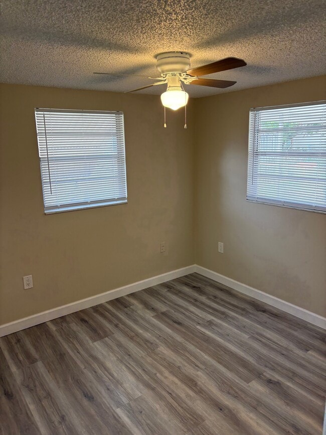 Building Photo - 4630 Croton Dr