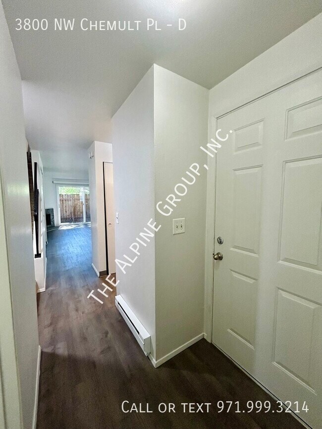 Foto del edificio - End Unit in Rockcreek!