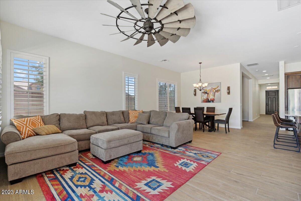 Foto principal - 10110 E Naranja Ave