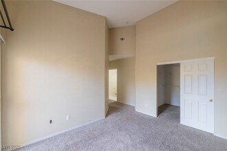 Building Photo - 900 Heavenly Hill Ct