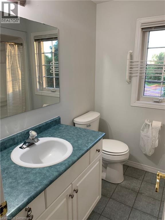 Building Photo - 661 Heathcliffe Pl